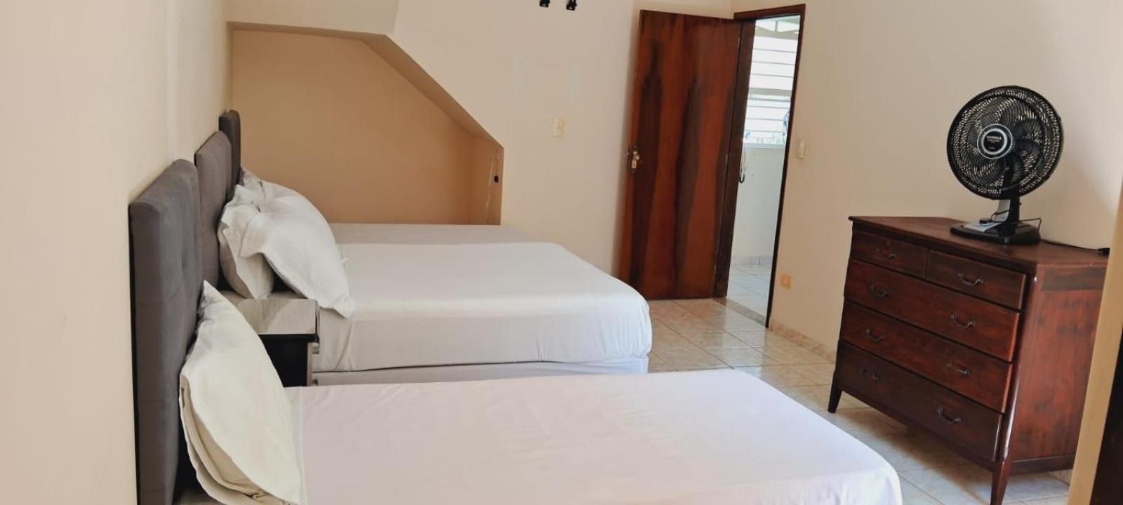 Casa Santa Amelia C/ Garagem Villa Sao Roque  Ngoại thất bức ảnh